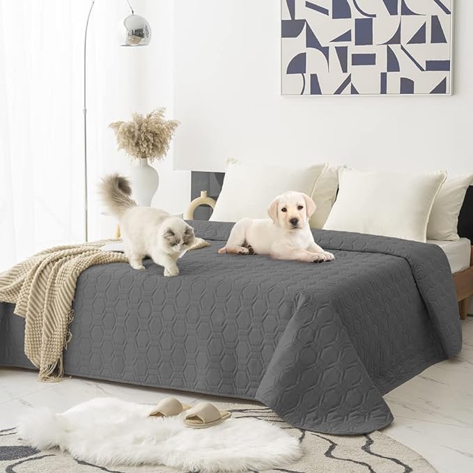 Waterproof and Anti-Slip Dog Bed Cover and Pet Blanket Sofa Pet Bed Mat ,car Incontinence Mattress Protectors Furniture Couch Cover for Most Cats Dogs, Pets
