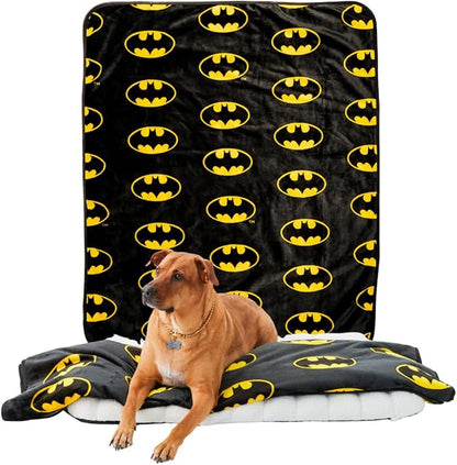 Franco Pet Batman DC Comics Bat Shield Logo XL Oversized Super Soft Cozy Waterproof Sherpa-Backed Blanket Throw for Large Dogs, Couch/Bed/Car, 60x80 (Officially Licensed Product)