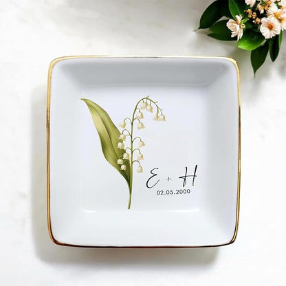 Personalized Floral Jewelry Dish, Engaged Ring Dish, Custom Trinket Dish Engagement Gift for Newly Engaged Couple, Mr and Mrs Ring Dish Just Married Valentines Gifts Keepsake