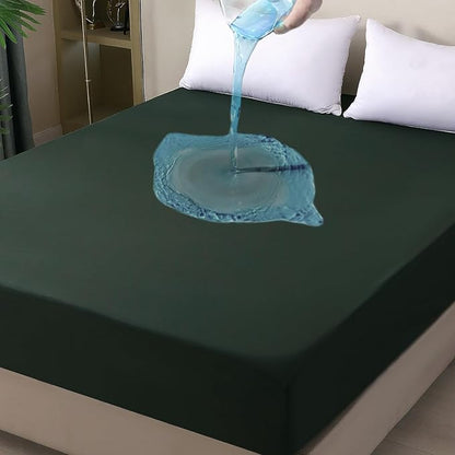 Full Mattress Protector Waterproof, Fitted Sheet Style Breathable Mattress Cover with Deep Pocket Fits Up to 18'', Noiseless Bed Cover for Kids Adults Pets, Machine Washable (Green, 54'' X 76'')