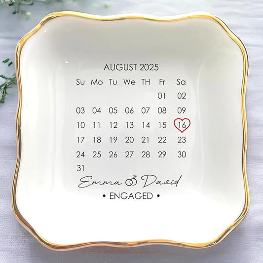 Custom Date Calendar Ring Dish Engagement Gift, Announcement Engaged Trinker Holder, Jewelry Tray Gifts for Newly Engaged Couple, Anniversary Wedding Gift for Her Bride Friend