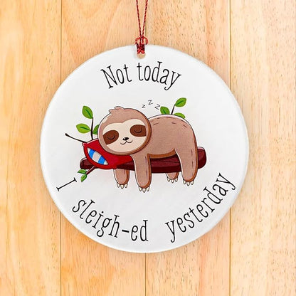 Sloth Gifts for Women, Sloth Ornament, Christmas Ornament 2025 Funny Lazy Animal Christmas Decoration, Cute Woodland Ornament for Tree, Unique Animal Lovers Gift, Relaxed Holiday Decor Idea