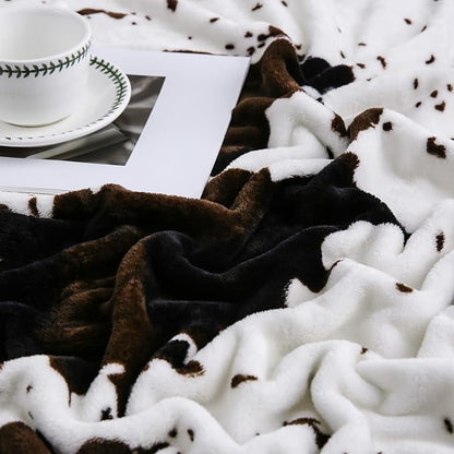 Bnuitland Cute Cow Printed Fleece Flannel Throw Blanket, Super Soft 300 GSM Double Sided Lightweight for Bed Sofa Couch Travel, Fluffy Fuzzy Animal Blanket for Kids/Baby/Pets, 50×40 inch