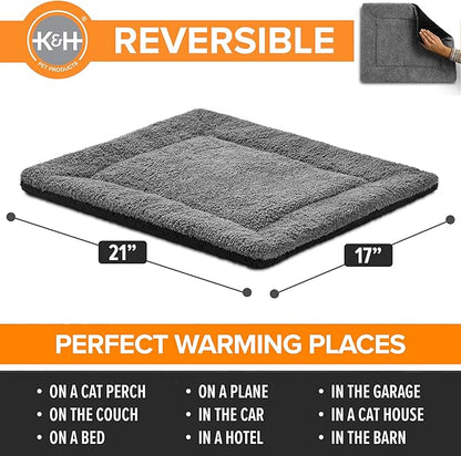 K&H Pet Products Self-Warming Cat Bed Pad,Self Heating Pad for Outdoor Cat Houses,Warming Mat for Indoor Pet Beds&Furniture,Reversible Blanket,Machine Washable-Small 21 X 17in Gray/Black,(Pack of 6)