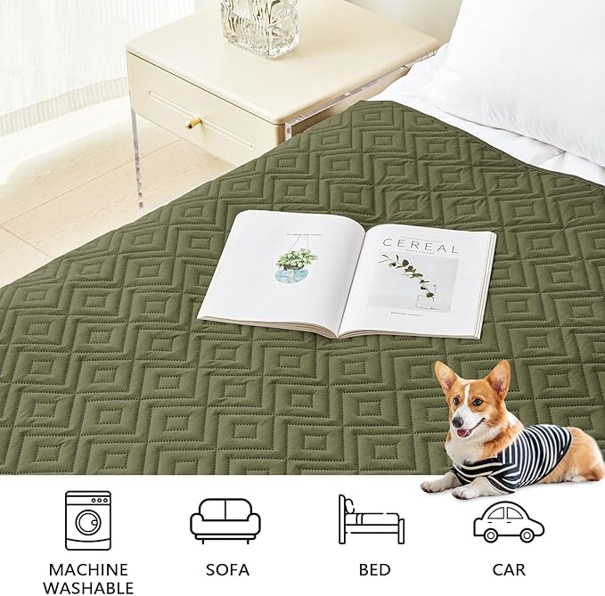 hyha Waterproof Dog Blanket, Soft Pet Bed Blankets, Waterproof Sofa Couch Cover for Dogs Washable, Reversible Pet Couch Covers for Sofa Furniture (40x50 Inch, Green/Navy Blue)
