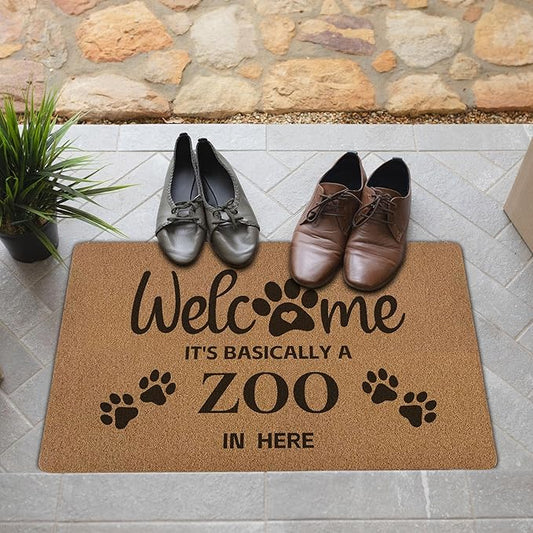 Funny Pet Welcome Door Mats, It's Basically a Zoo in Here Door Mat for Home Outside Entryway, Outdoor Pet Lover Owner Gift, Artificial Coir Doormat Rugs for Patio Kitchen Decor, 17x30 Inch