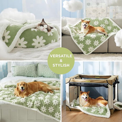 LE SURE Waterproof Dog Blanket for Large Dogs - Washable Double Sided Dog Blankets with Warm Jacquard Shag and Soft Sherpa Fleece, Pet Cat Blanket for Bed Protection, 3D Textured Cloud, Green